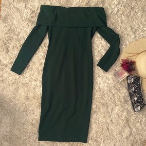 Emerald green off the shoulder 3/4 sleeve midi dress size 4
